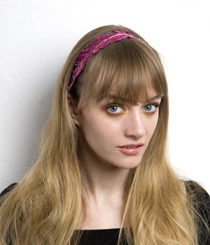 6款秋冬发饰 给发型大加分(组图)