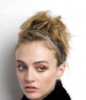 6款秋冬发饰 给发型大加分(组图)