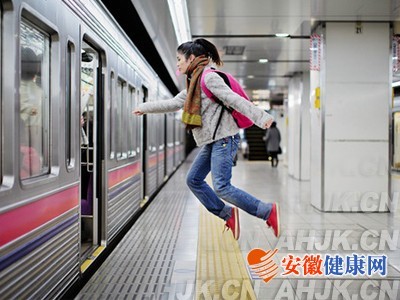 3���Ӱ����ǽ���    