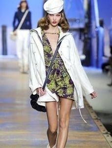 ���Ŵ���----���ķ��ϲ��Ϯ��