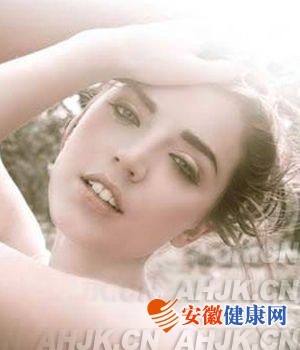 春季皮肤美白要快 恢复白皙皮肤