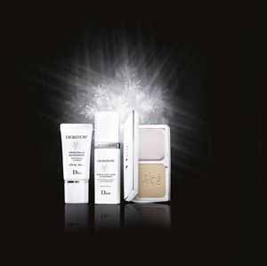 ������ɹСTips������͸�׼���