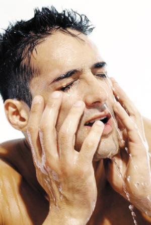 型男护肤实用五要素