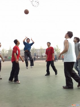 ���������˶� ���߲���û�п���