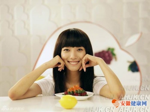 巧用水果护肤夏季肌肤更靓