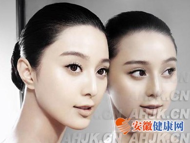 Ч���������� ����С����Ů