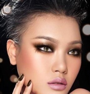 �������˷�ɫ��Ҫ��ױ�ĵ�׺