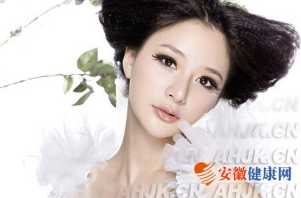 ע�䲣�����̫��Ѩ �ı��沿������̬