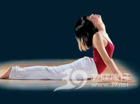 瑜伽3式重塑性感迷人水蛇腰