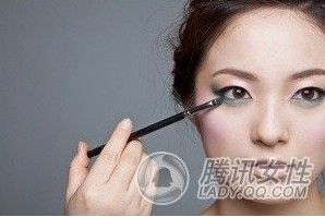 ����β�˲�����΢���ŵ�����