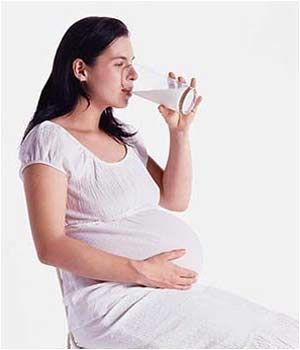 孕妇不要等到口渴才饮水