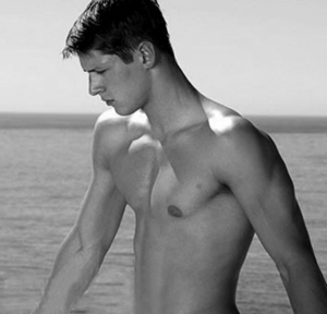 夏季男士该怎样装扮