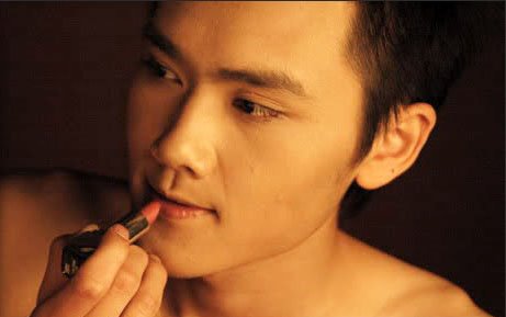 男人无痕化妆教你7步