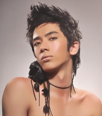 ���˻�ױ����