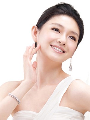 推荐!4大美女明星冬日美白技巧