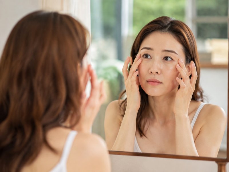 怎么预防眼窝凹陷？日常做哪些事可以避免眼窝变深？