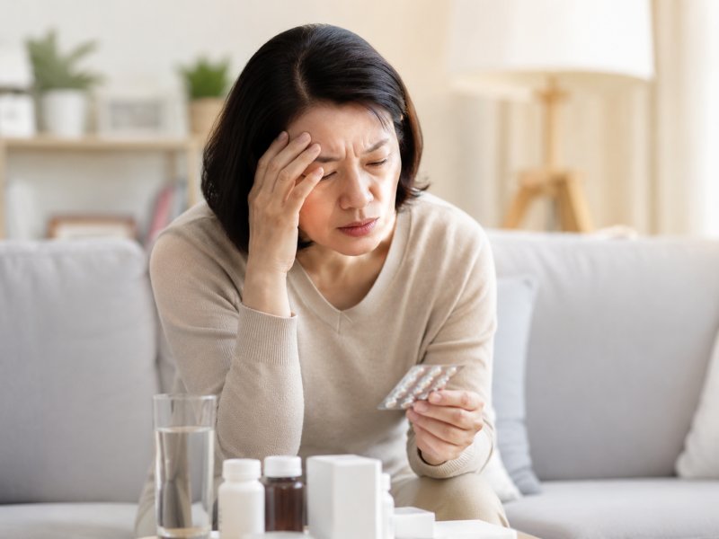 症状：出现哪些症状要怀疑是药物性肝病？和普通肝炎有什么不同？
