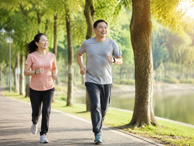 日常护理高血脂要注意什么?能不能正常跑步锻炼身体?