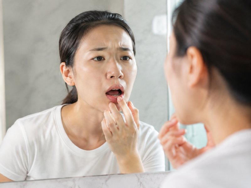 口腔出现什么症状要警惕口腔癌?这5个信号别忽视