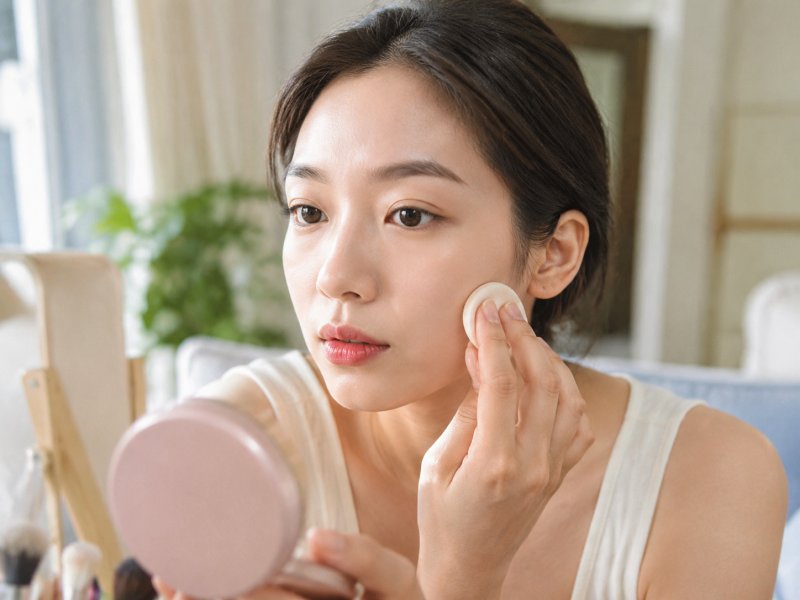 底妆薄透容易脱妆是什么原因?如何持久一整天不斑驳