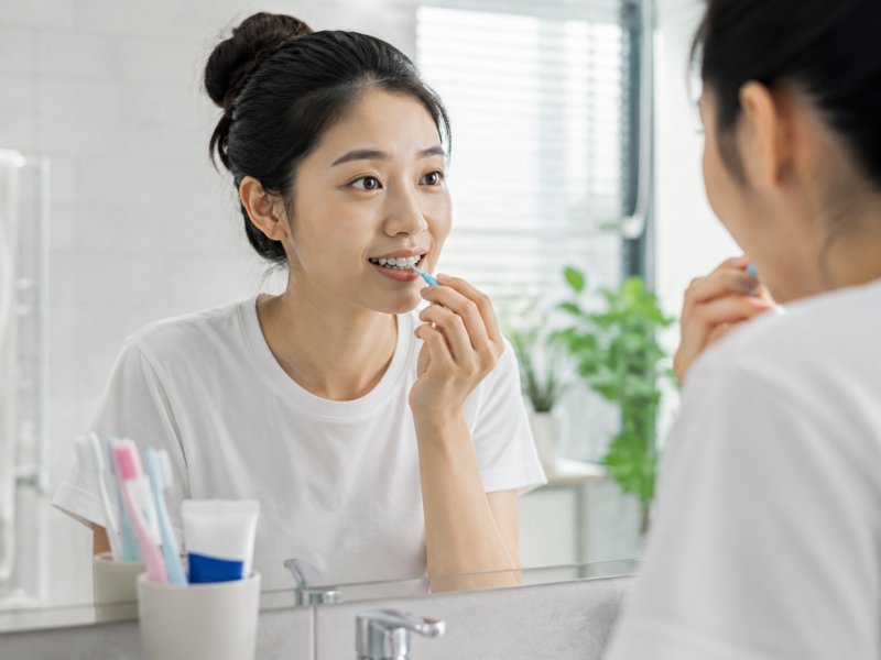 正畸期间牙周炎复发怎么办？日常护理要注意什么？